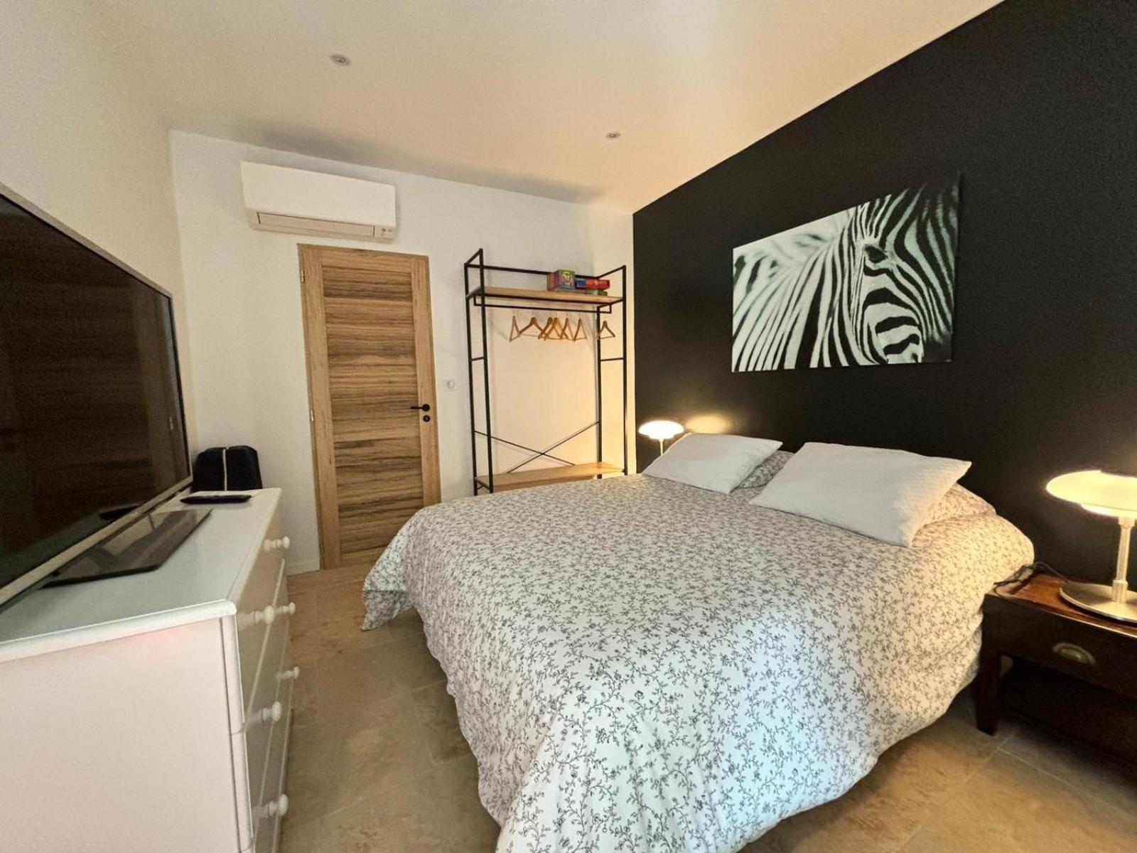 Maison Dans La Pinede Rognes Екстер'єр фото